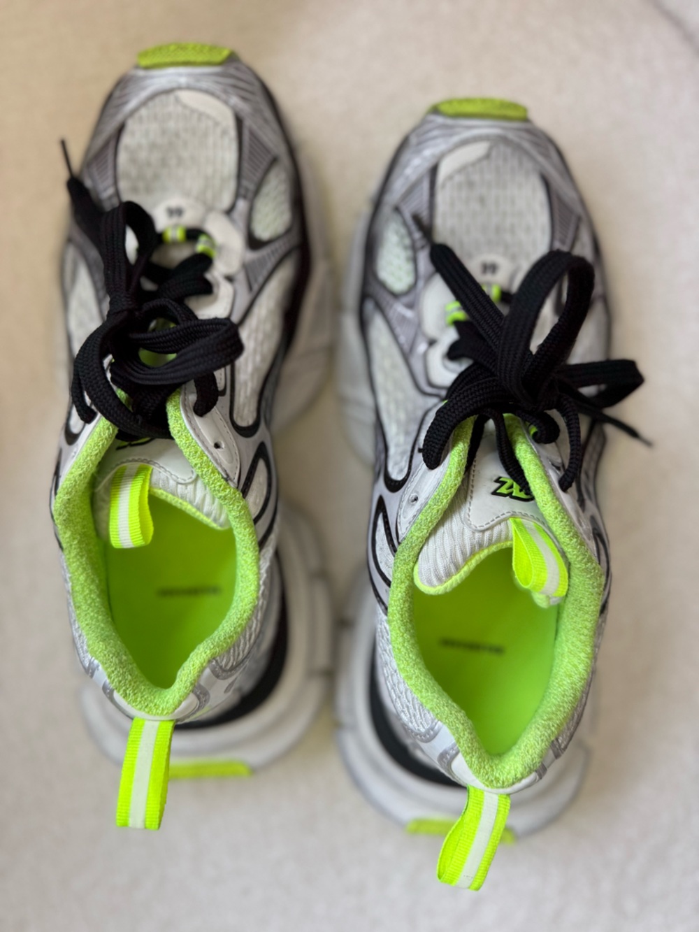 Balenciaga 3XL sneakers in a white, black, and fluo yellow colorway - Picture 5 of 6